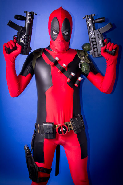Daniel Lencina interpreta a Deadpool, de Marvel Comics.